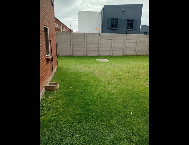 2 BEDROOM APARTMENT FOR SALE IN ESTHER PARK